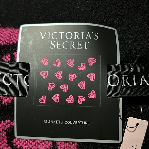 NWT Victoria’s Secret blanket - Picture 2 of 7